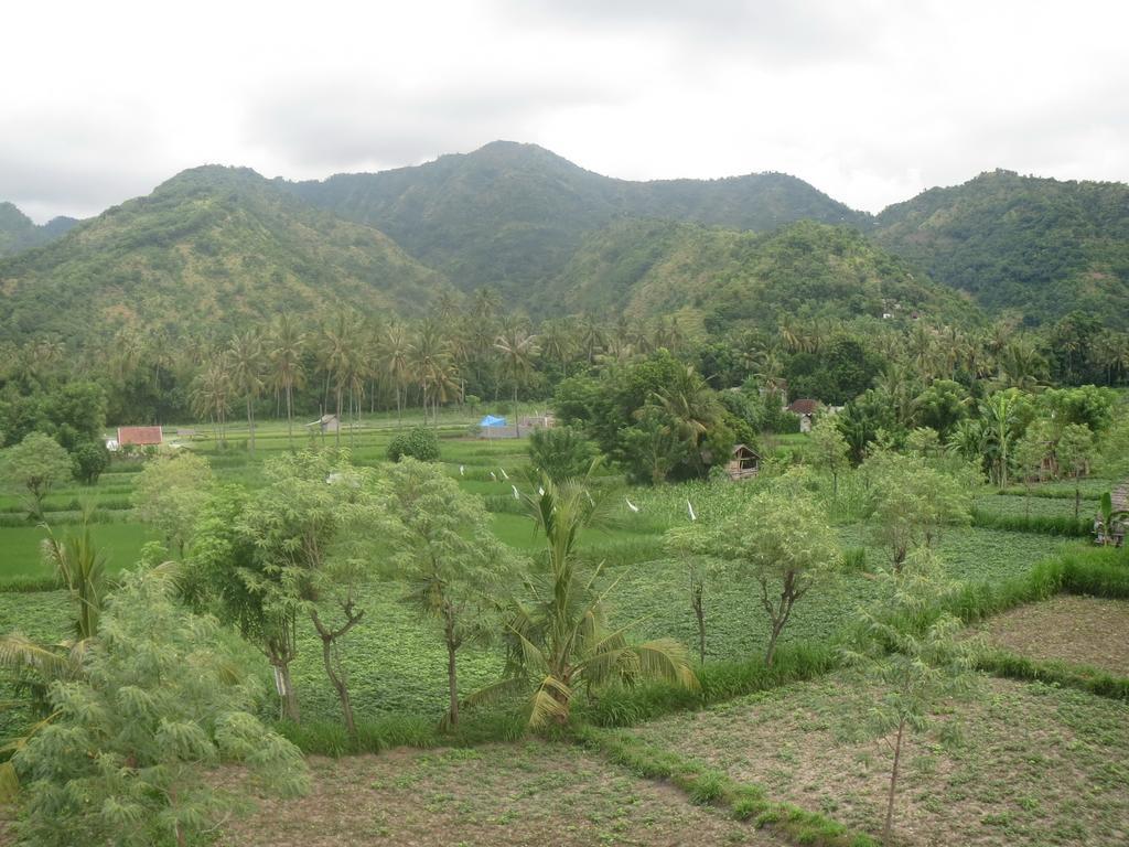 Mesari Homestay Amed Exterior foto