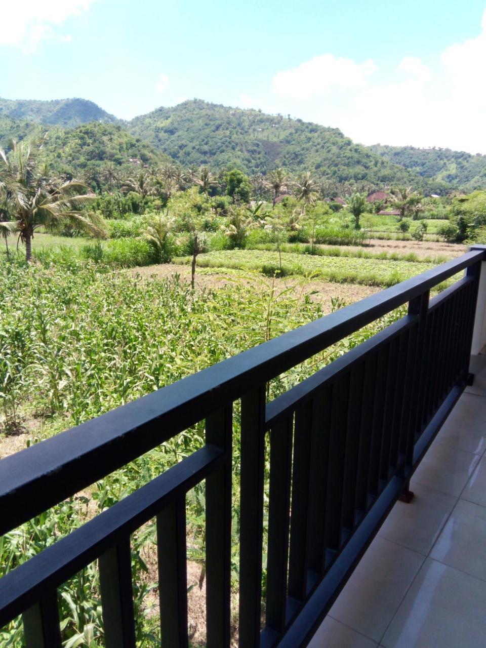 Mesari Homestay Amed Exterior foto